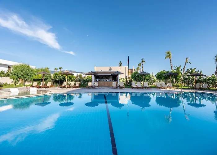 Akti Coast Club Szálloda 4*