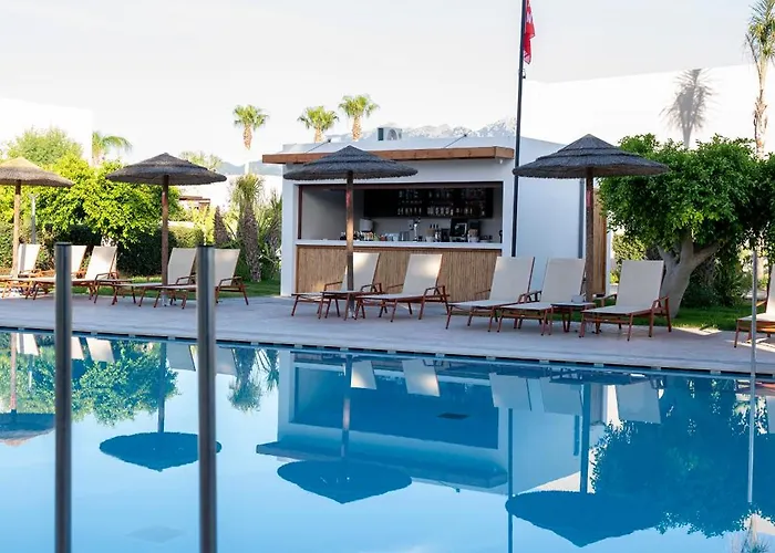 Szálloda Akti Coast Club