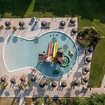 Akti Coast Club