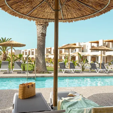 Akti Coast Club ホテル