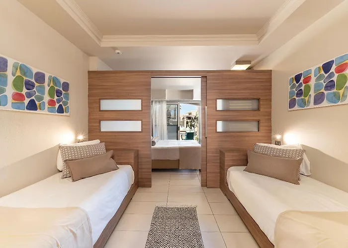 Hotel Akti Coast Club 4*