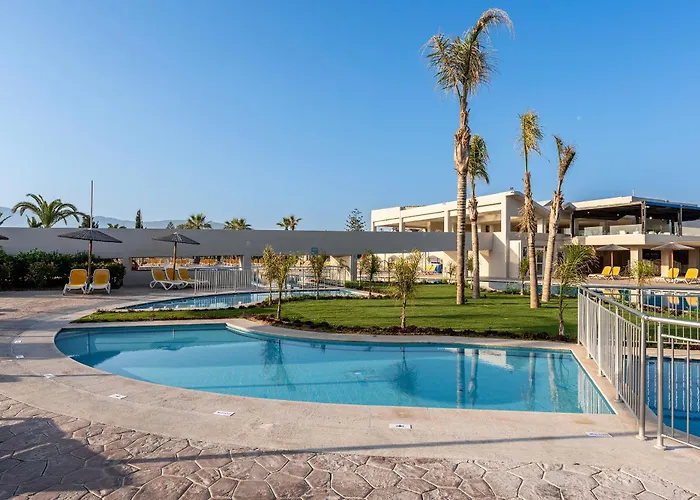 Akti Coast Club 4*