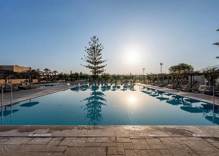 Akti Coast Club